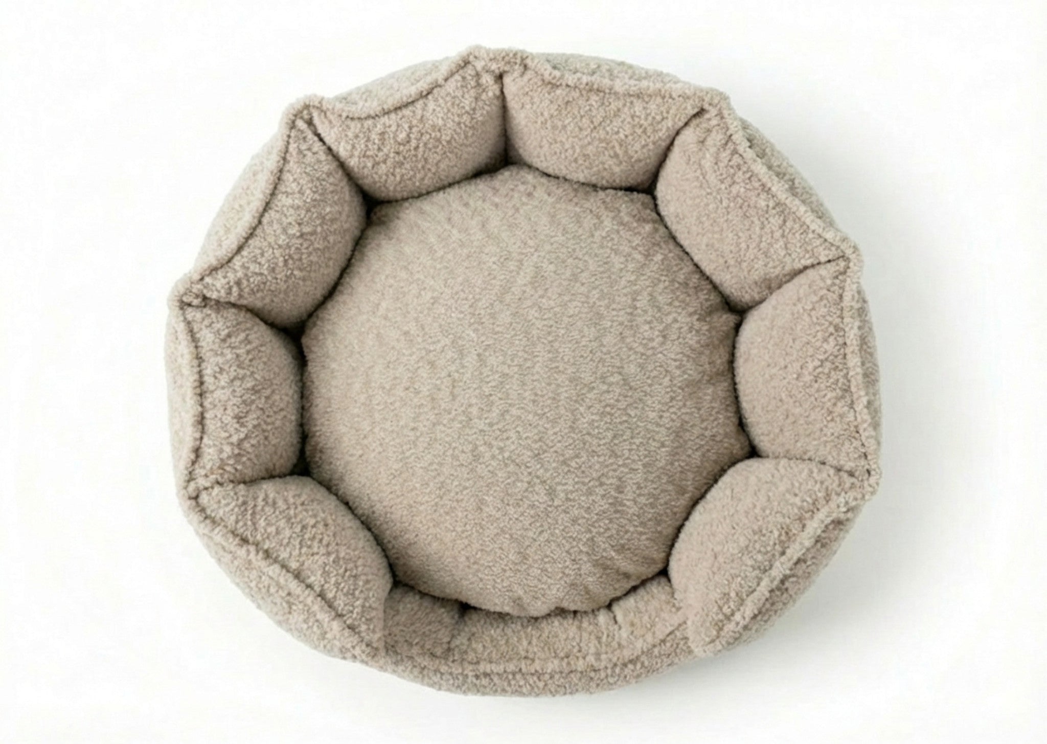 Luxury Boucle Dog Bed | Orthopaedic, High Wall | The Cotswold | The Hound & Dane