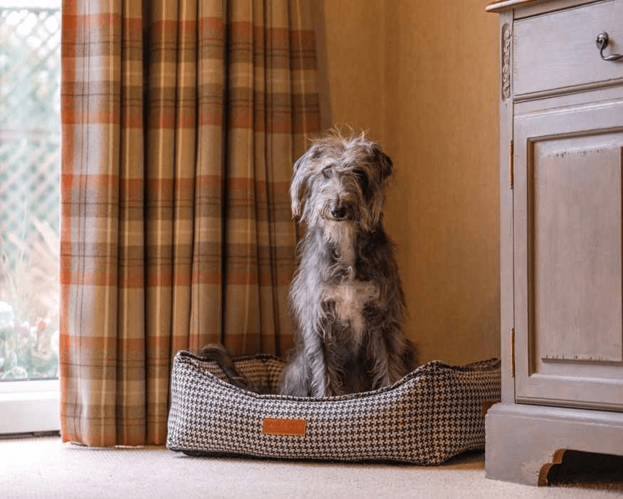 Luxury Houndstooth Dog Bed | Orthopaedic, Washable | The Kensington | The Hound & Dane
